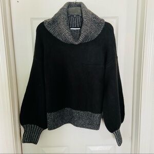 NWT EXPRESS black & gray cowl Neck turtle neck chunky knit sweater size XS
